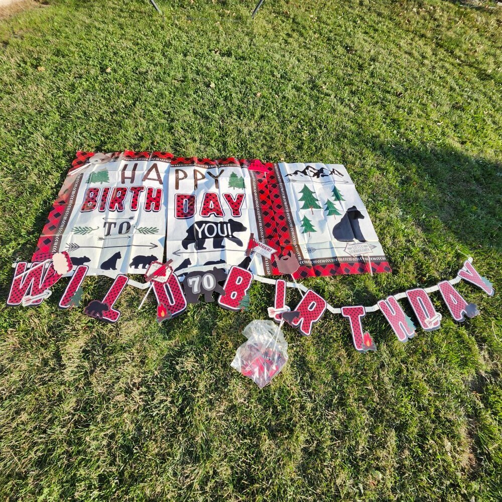 LARGE WILD BIRTHDAY DECORATION LOT BANNER Photo Props ALL AGES Outdoors Canadian - Picture 6 of 16